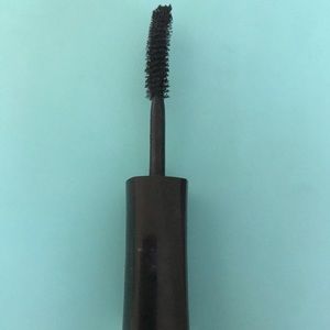 L’Oréal black and white combo mascara